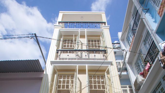 Xây dựng mới nhà anh Quang, Quận 10